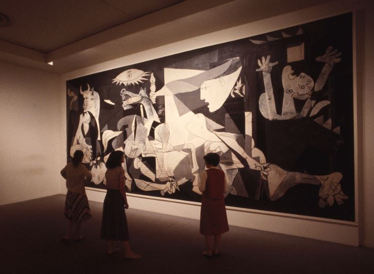 Guernica in its temporary stay at MoMA, New York 