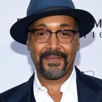 Jesse-L.-Martin's-Net-Worth