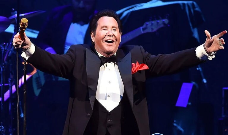 Wayne Newton's Net Worth: Unveiling the Financial Worth of Mr. Las ...