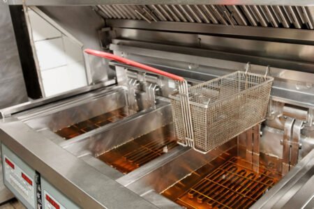 Reasons Why Your Commercial Kitchen Needs a Pressure Fryer